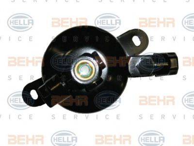 Hella 8FT 351 195-221 осушитель, кондиционер на MERCEDES-BENZ 190 (W201)