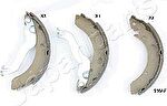 JapanParts GF-516AF комплект тормозных колодок на HYUNDAI LANTRA II Wagon (J-2)