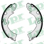 LPR 04300 Колодки тормозные барабанные NISSAN SUNNY 82-92 (4406001A00)