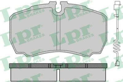 LPR 05P830A комплект тормозных колодок, дисковый тормоз на IVECO DAILY IV фургон/универсал