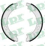 LPR 09530 Колодки тормозные барабанные JEEP CHEROKEE 01-/GRAND CHEROKEE/COMMANDER 05- (05086930AA)