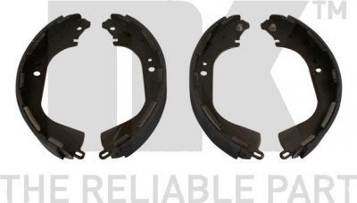 NK 2722564 комплект тормозных колодок на NISSAN PATHFINDER II (R50)