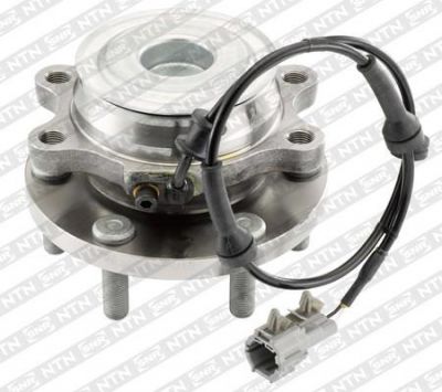 SNR R141.73 комплект подшипника ступицы колеса на NISSAN NAVARA (D40)