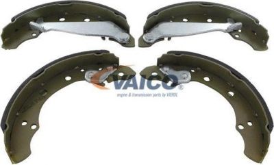 VAICO V10-0450 комплект тормозных колодок на SKODA FAVORIT (781)