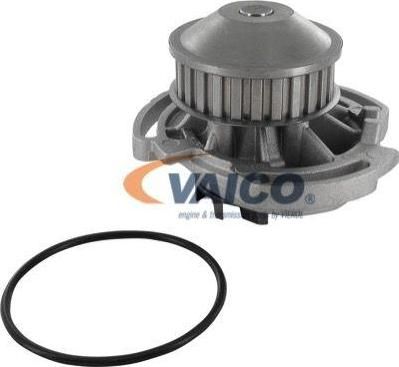 VAICO V10-50038 водяной насос на VW PASSAT (32B)