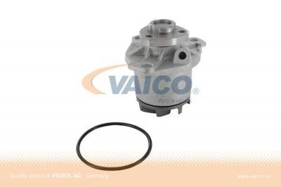 VAICO V10-50040 водяной насос на VW GOLF IV (1J1)