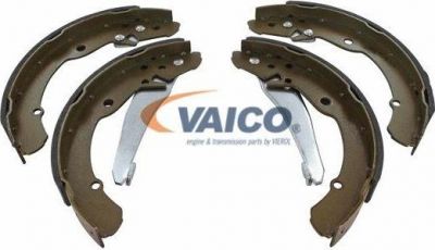 VAICO V10-8352 комплект тормозных колодок на SKODA OCTAVIA Combi (1U5)