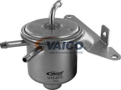 VAICO V10-9770 газоотделитель, карбюратор на VW PASSAT (32B)