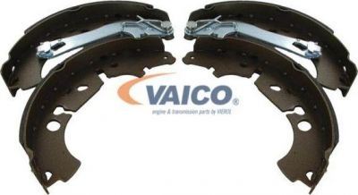 VAICO V40-0615 комплект тормозных колодок на OPEL CORSA D