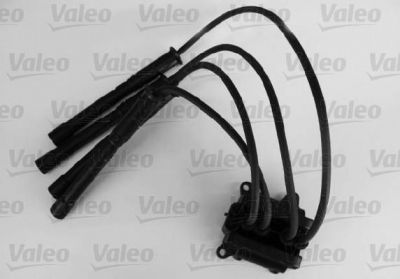 Valeo 245143 катушка зажигания на RENAULT CLIO II (BB0/1/2_, CB0/1/2_)