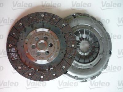 VALEO Сцепление комплект(корзина+диск) Ford MONDEO III универсал (BWY) 2.0 16V DI / TDDi / TDCi седан (B4Y) 2.0 TDCi (1435153, 826647)