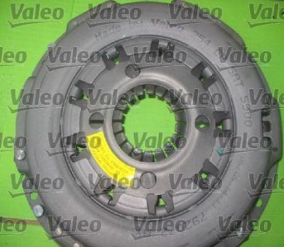 Valeo 826719 комплект сцепления на PEUGEOT BOXER автобус