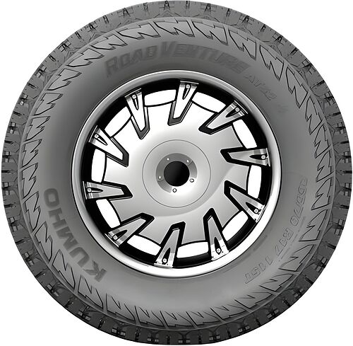 Kumho Road Venture AT52