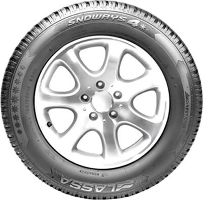 Lassa Snoways 4 215/45 R16 90V