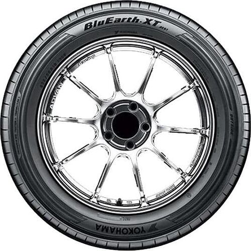 Yokohama Bluearth-XT AE61A