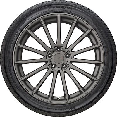 Yokohama W.Drive V905 275/40 R21 107W 