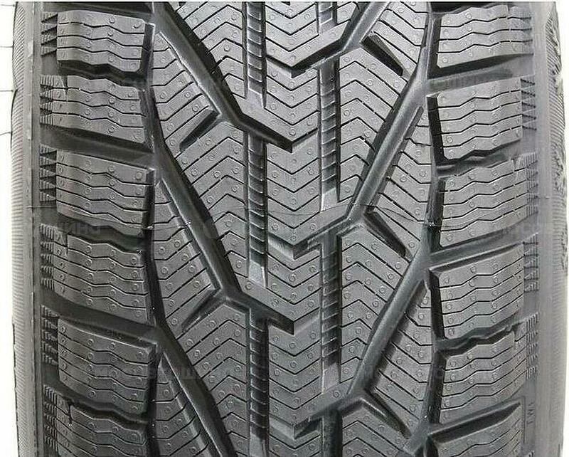 Kormoran SUV Snow 225/60 R18 104H XL