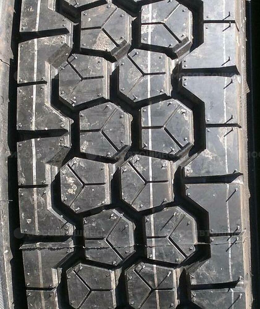 Протектор LingLong D955 245/70 R19,5 133/131M PR16 (Ведущая ось)