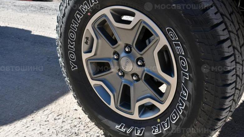 Автомобильные шины Yokohama Geolandar A/T G015 R16 [1534]