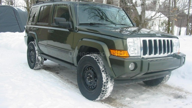 Автомобильные шины Cooper Discoverer M+S R17 на автомобиле Jeep Commander [1274]